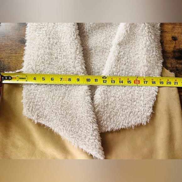 Bass Faux Suede & Sherpa Vest - Size M - Picture 7 of 10